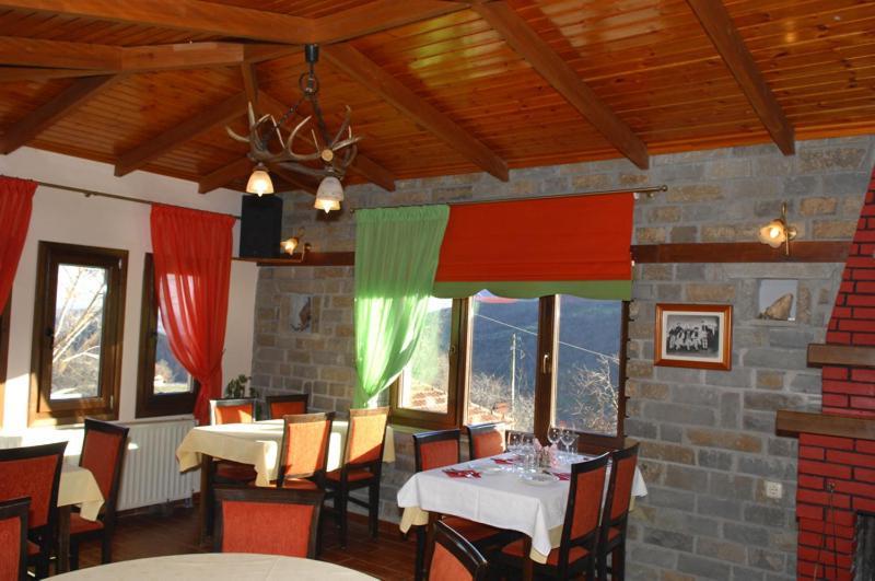 Lefteris Hotel Alatopetra Bagian luar foto